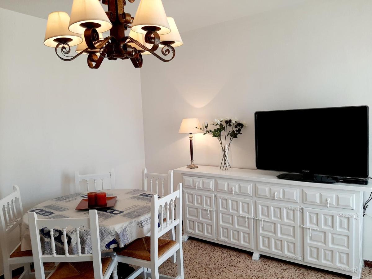 Apartamentos Franch L'L'Hospitalet de l'Infant Exteriör bild