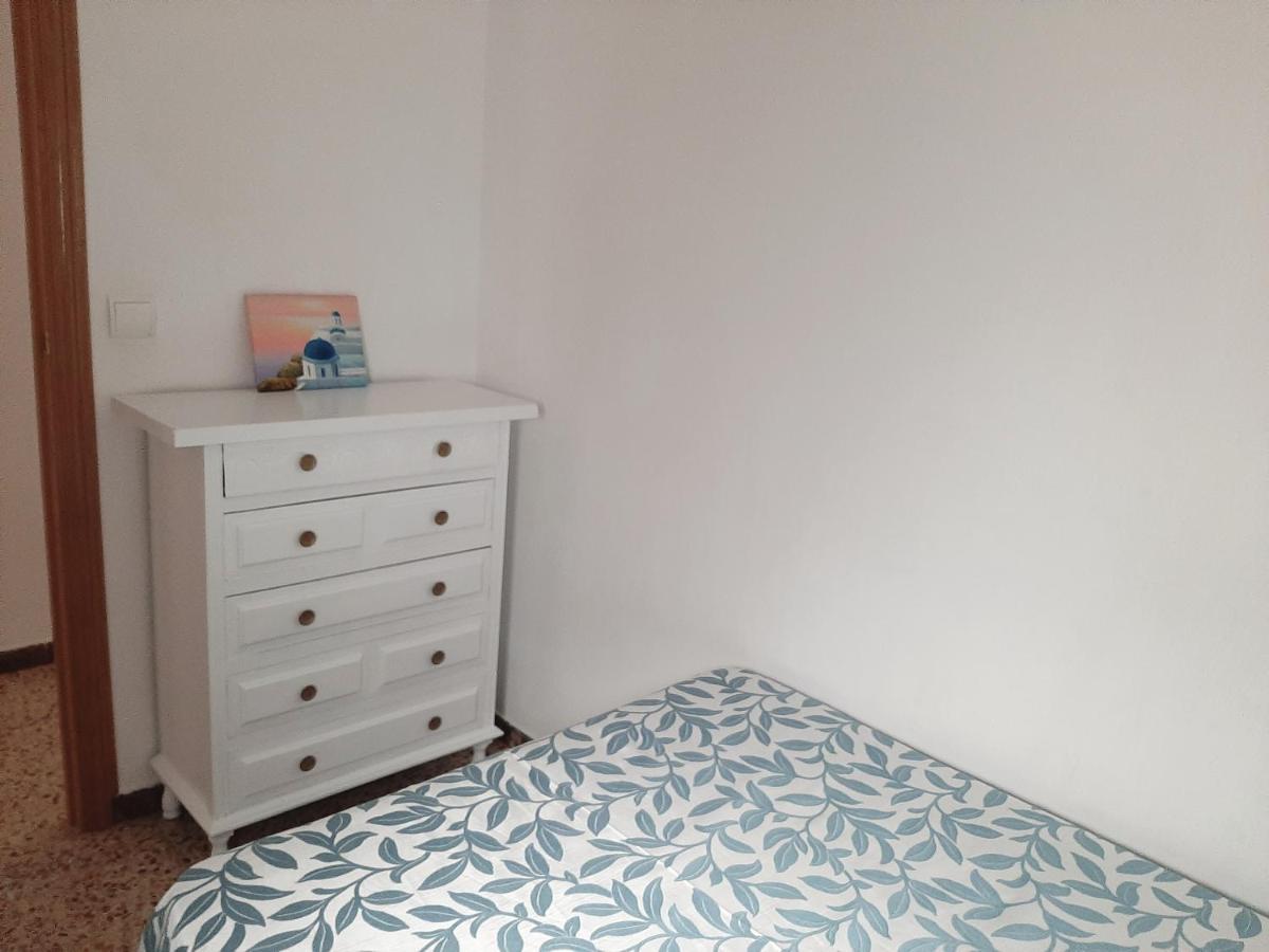Apartamentos Franch L'L'Hospitalet de l'Infant Exteriör bild