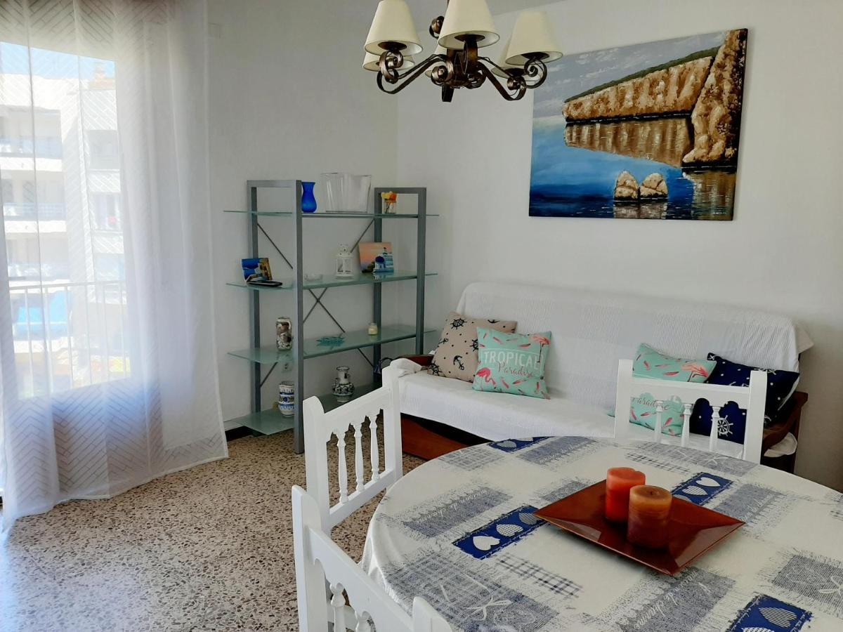 Apartamentos Franch L'L'Hospitalet de l'Infant Exteriör bild