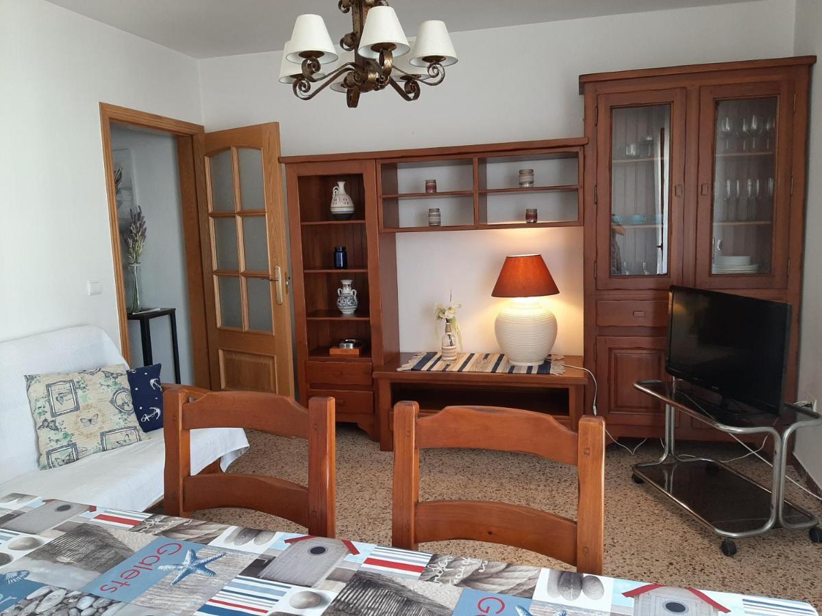 Apartamentos Franch L'L'Hospitalet de l'Infant Exteriör bild