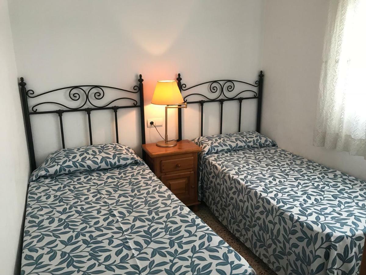 Apartamentos Franch L'L'Hospitalet de l'Infant Exteriör bild